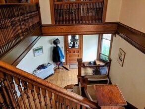 218 S Albany St, Unit Front in Ithaca, NY - Foto de edificio - Building Photo