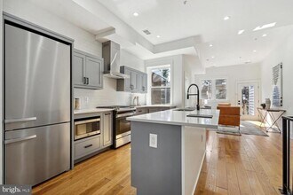 1468 Newton St NW in Washington, DC - Building Photo - Building Photo