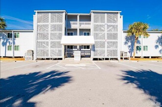 16470 Perdido Key Dr in Pensacola, FL - Building Photo - Building Photo