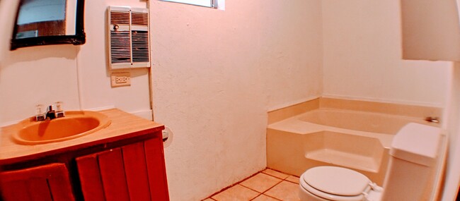 3 E Avenue B, Unit 3 e Ave, b Hooks, tx in Hooks, TX - Building Photo - Building Photo