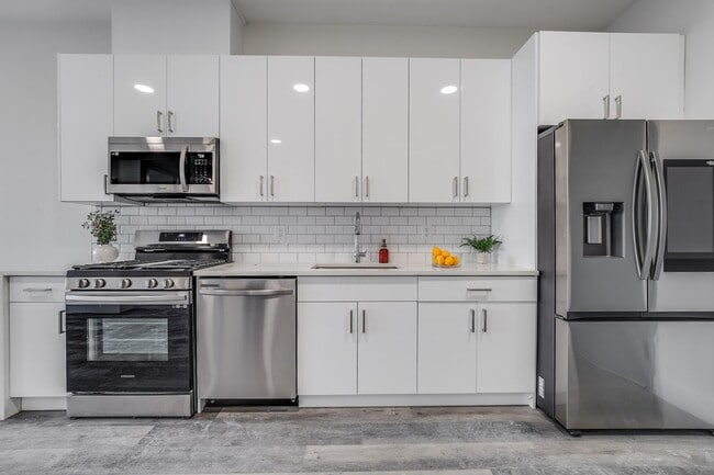 3443 John F. Kennedy Blvd in Jersey City, NJ - Building Photo - Building Photo