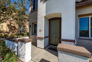 2155 Caminito Leonzio in Chula Vista, CA - Building Photo
