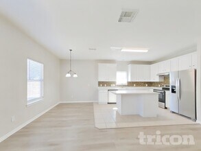 21214 Peachvine Ln in Tomball, TX - Building Photo - Building Photo