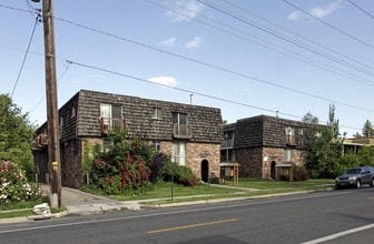 Sugarhouse Manor Apartments in Salt Lake City, UT - Foto de edificio - Building Photo