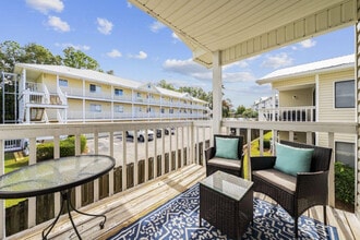 25925 Canal Rd in Orange Beach, AL - Foto de edificio - Building Photo