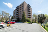 Thayer Towers Condominiums in Silver Spring, MD - Foto de edificio - Building Photo