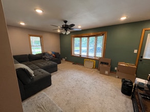 304 1st St NE in Richmond, MN - Building Photo - Building Photo