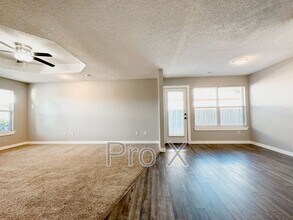 1446 N Dawn Dr in Fayetteville, AR - Building Photo - Building Photo