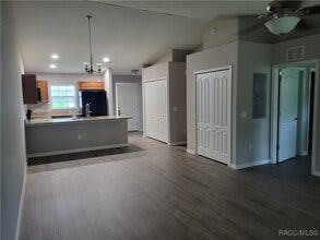 9354 N Mendoza Way in Citrus Springs, FL - Building Photo - Building Photo