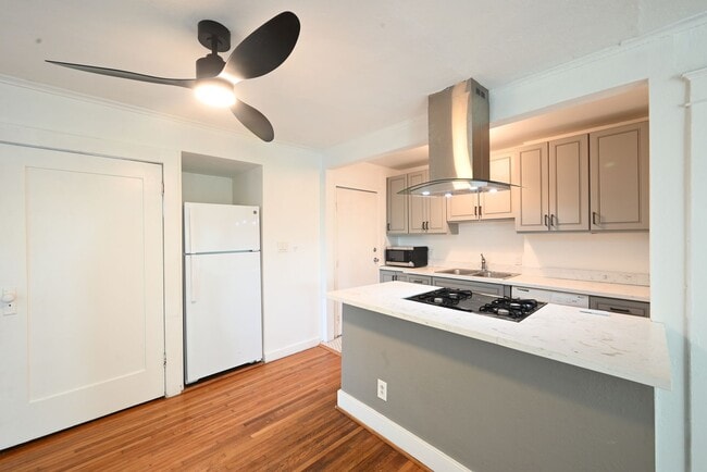 216 S Vendome St in Los Angeles, CA - Building Photo - Building Photo