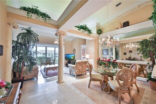 837 Sailaway Ln in Naples, FL - Building Photo - Building Photo