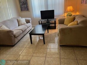 124 Tilford F in Deerfield Beach, FL - Building Photo - Building Photo