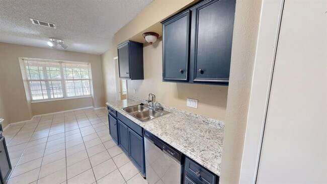 10504 Wendts Way in Austin, TX - Building Photo - Building Photo