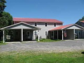 80-90 Riggs Dr in Hannawa Falls, NY - Building Photo