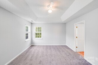 16024 Kirsten Nicole Rd in Charlotte, NC - Building Photo - Building Photo