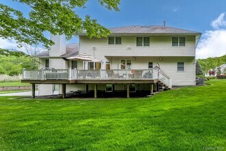 1 Litman Ln in Suffern, NY - Building Photo - Building Photo