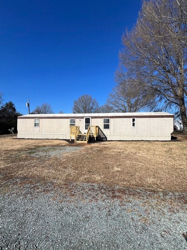 2008 Scottie Joe Ln in Waxhaw, NC - Building Photo - Building Photo