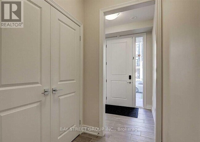 37 Carrville Woods Cir in Vaughan, ON - Building Photo - Building Photo