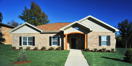 Stone Meadows in Nixa, MO - Foto de edificio - Building Photo