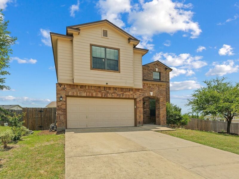 3521 Cisco Trail in Round Rock, TX - Foto de edificio