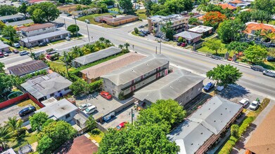 2970 W Flagler St in Miami, FL - Building Photo - Building Photo