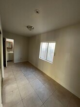 1480 Chestnut Ave in Long Beach, CA - Building Photo - Building Photo