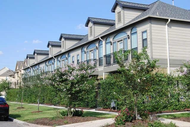 2905 Leeland St in Houston, TX - Building Photo - Building Photo