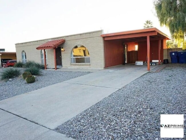 property at 3250 S Serena Cir