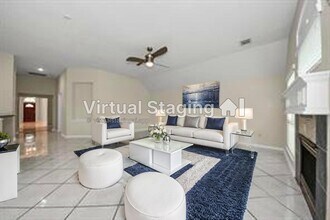 10214 White Oak Trail Ln in Houston, TX - Building Photo - Building Photo