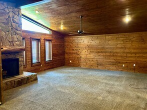 9042 Sara Ln in Shreveport, LA - Building Photo - Building Photo