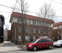 25 SHERWOOD AVE. in Toronto, ON - Building Photo