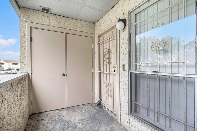 7313 Gulf Fwy in Houston, TX - Building Photo - Building Photo