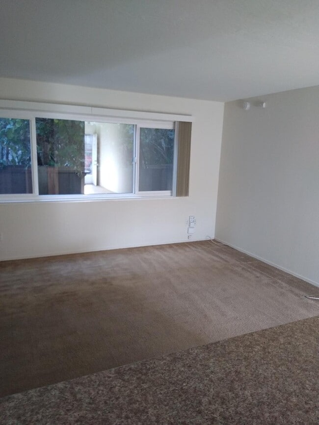 1025 Minnesota Ave, Unit 22 in San Jose, CA - Building Photo - Building Photo