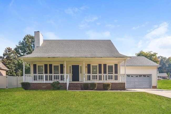 property at 415 Congress Dr