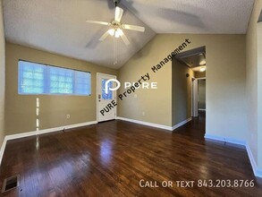 2645 Orchid Ave in North Charleston, SC - Building Photo - Building Photo
