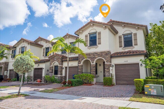25079 SW 114th Ct in Homestead, FL - Foto de edificio - Building Photo