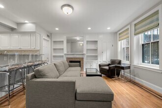 127 Beacon St in Boston, MA - Building Photo - Building Photo
