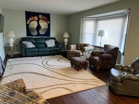 2190 Mattie Lu Dr, Unit BR#2.12'X20'2ndlevel in Auburn Hills, MI - Building Photo