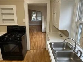 1349 Schletti St N in St. Paul, MN - Building Photo - Building Photo