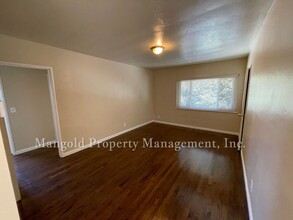 456-498 Sloat Ave in Monterey, CA - Building Photo - Building Photo