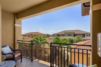 13725 Messina Loop in Bradenton, FL - Building Photo - Building Photo