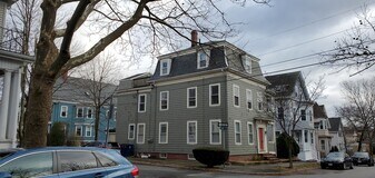 7 Summit Ave in Salem, MA - Building Photo