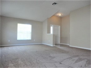 3213 Dunstable Dr in Land O Lakes, FL - Foto de edificio - Building Photo