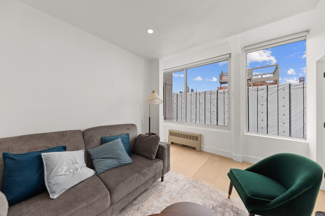 19-23 Saint Marks Place-SI ID1499940P, Unit SI ID1499940P in New York, NY - Foto de edificio