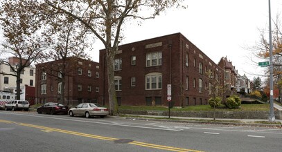 2724 11th St NW in Washington, DC - Building Photo - Building Photo