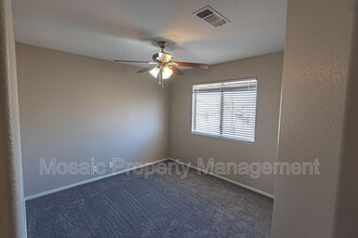 9304 E Monte Ave in Mesa, AZ - Building Photo - Building Photo