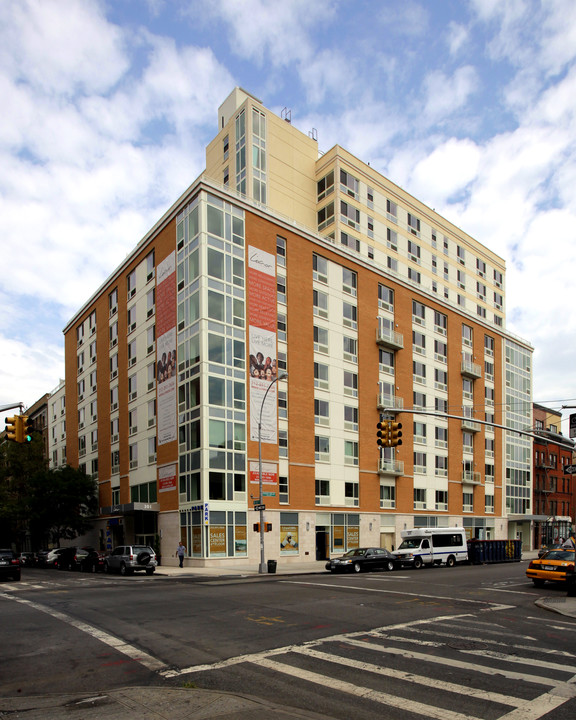 Livmor Condominium in New York, NY - Foto de edificio