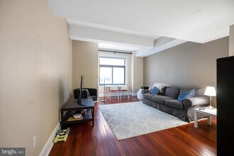 1500 Chestnut St in Philadelphia, PA - Building Photo - Building Photo