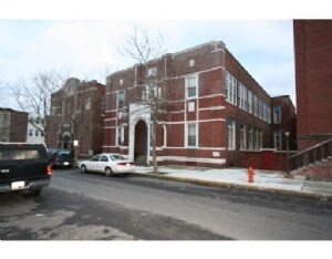 181 Chestnut Street in Chelsea, MA - Foto de edificio - Building Photo