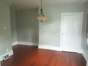 49 Sterling St in Pittsburgh, PA - Building Photo - Building Photo